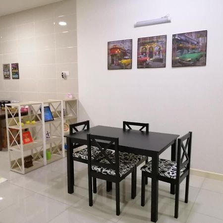 A&D Home-Stay @Kota Warisan, Сепанг Екстериор снимка
